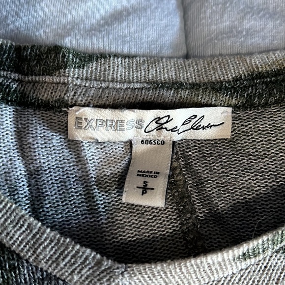 Green Camo Sweater T-Shirt (Small) - Picture 2 of 3